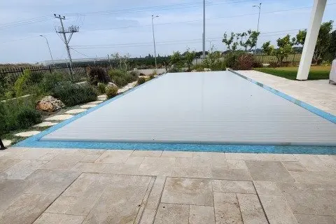 כיסוי לתא גלילה